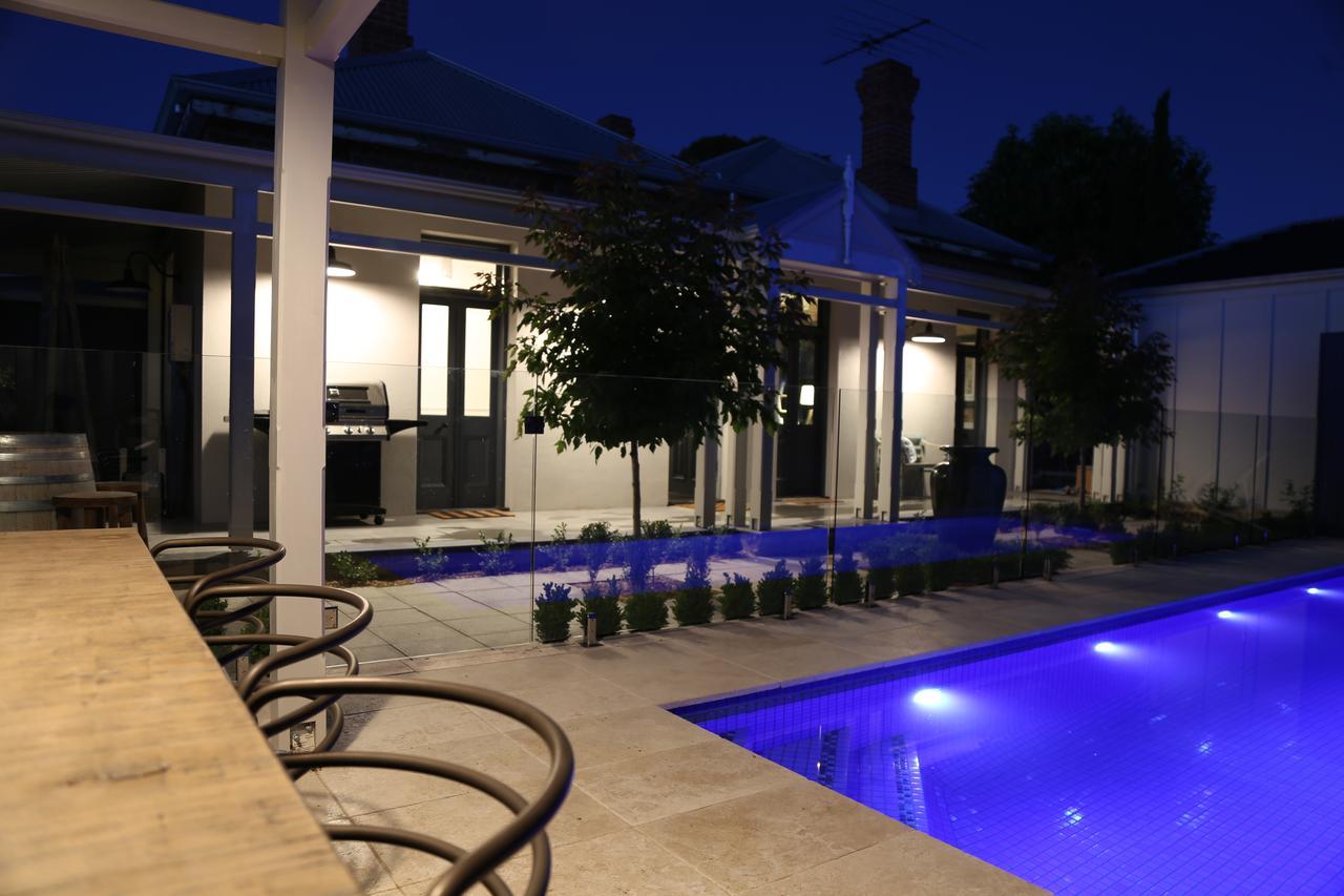Hollidge House 5 Star Luxury Apartments Аделаїда Екстер'єр фото